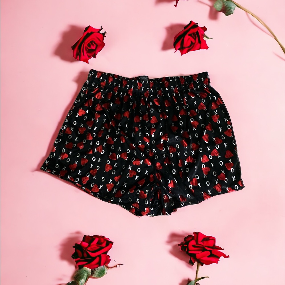 NWT INTIMO XOXO Foil Red Hearts‎ Valentines shorts Sz Small